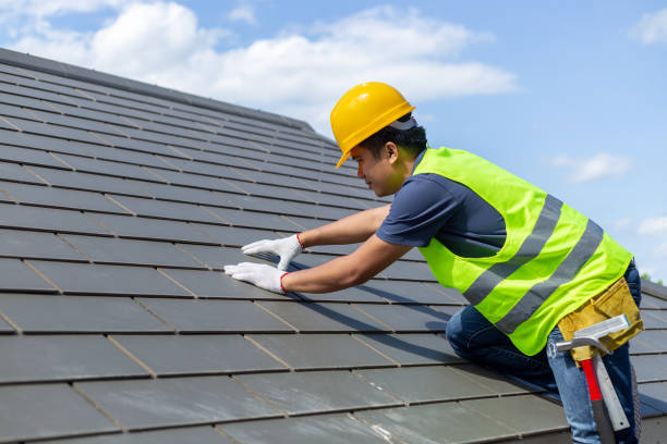Best Tile Roofing Contractor  in Neenah, WI