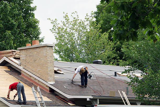 Best Residential Roofing Contractor  in Neenah, WI